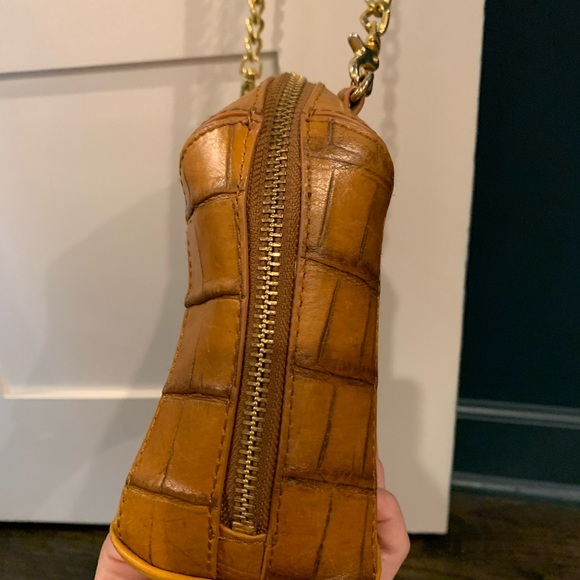 Badgley Mishcka - Picture 2 of 7